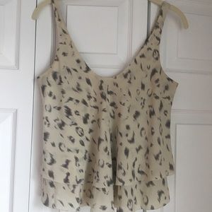 Aritzia - Babaton 100% silk blouse